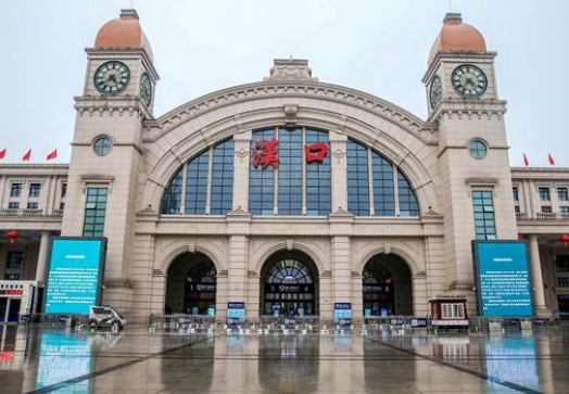 疫情防控无小事，齐抓生产促经济